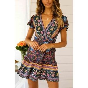 NWT Navy floral surplus dress, Sz. L (6-8)